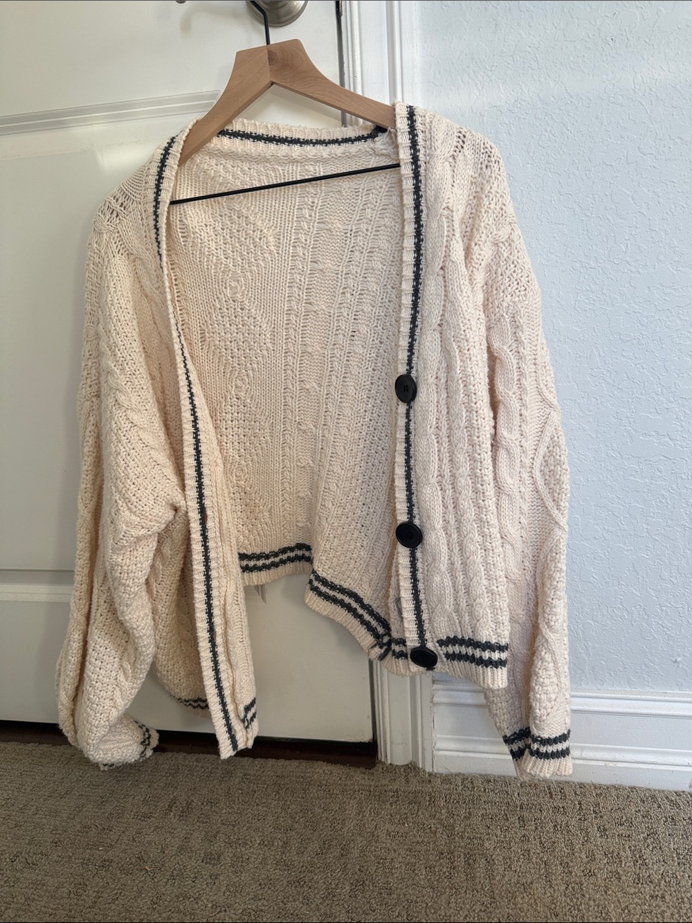 Taylor Swift Cream Cable Knit Cardigan with Black Trim